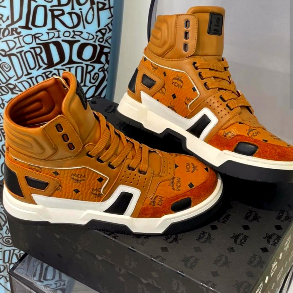 MCM sneakers sz 11